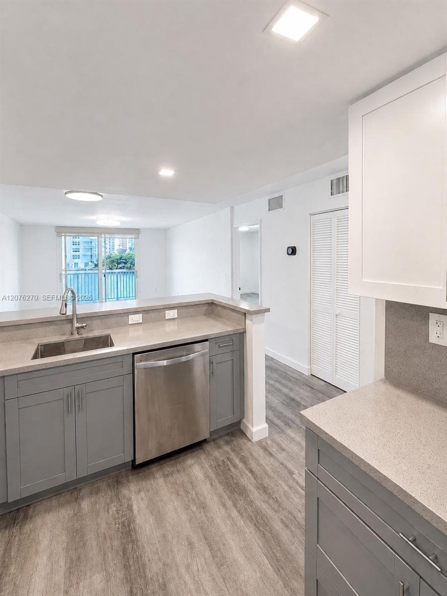 EDEN POINT NORTH CONDO · #206 in North Miami Beach - Photo 1
