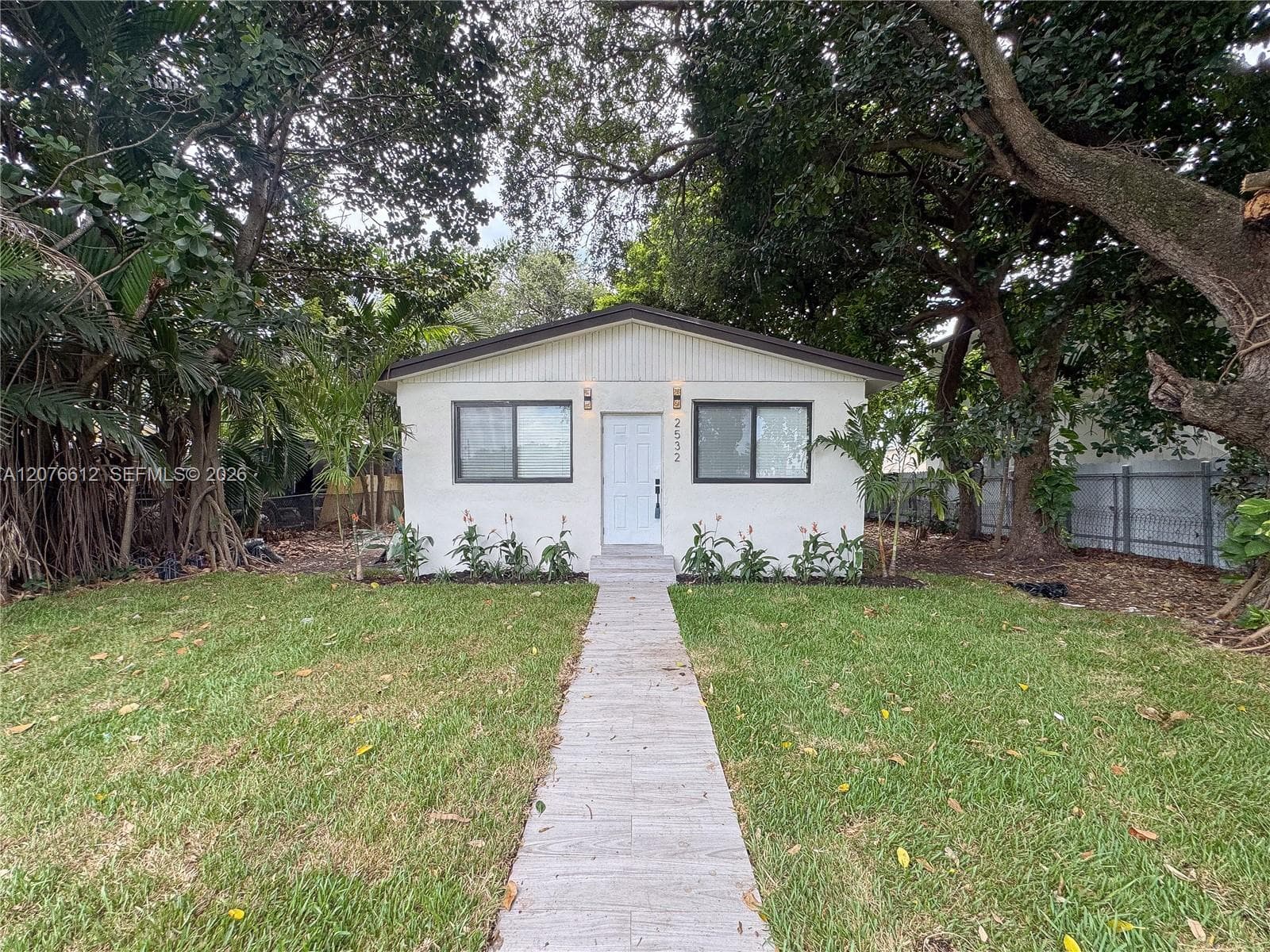 2534 NW 51st Ter photo 1