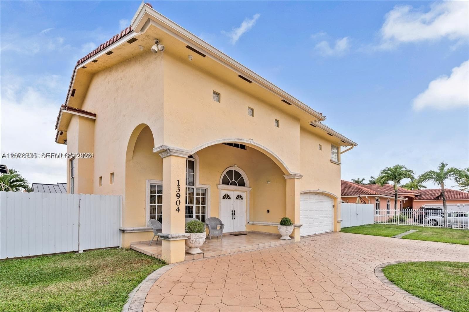 13904 SW 18th Ter photo 1