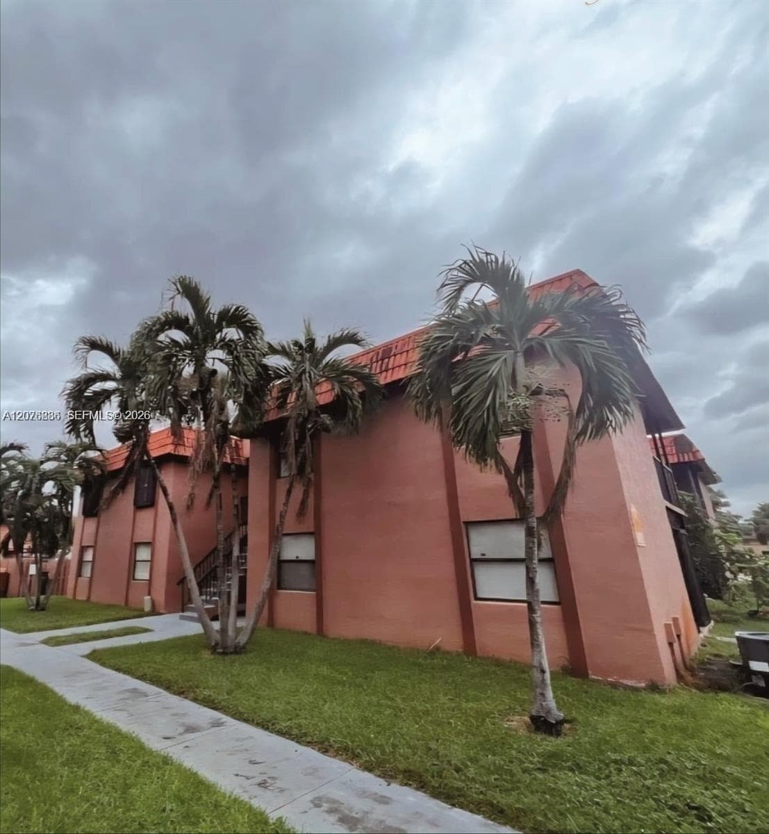 Lago Grande · #11 in Hialeah - Photo 1