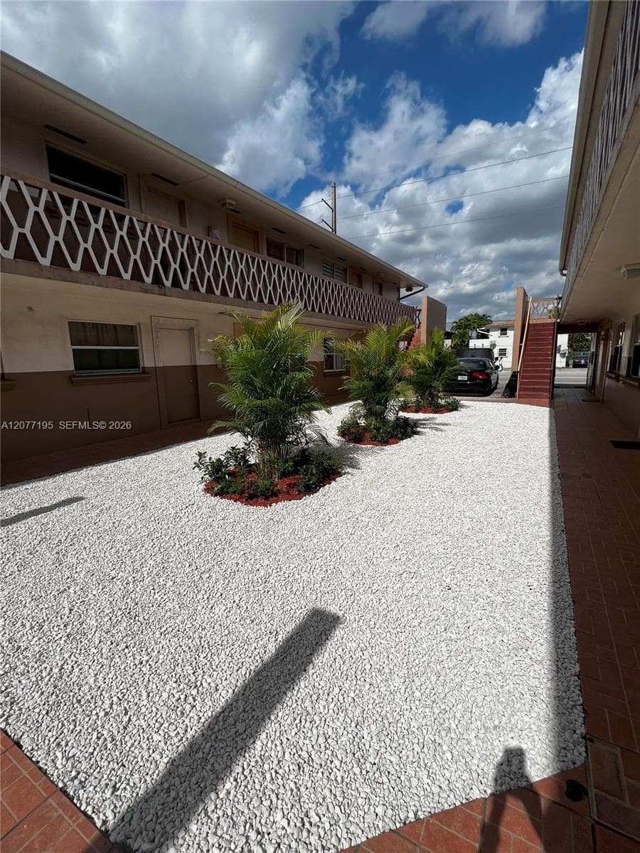 PHILLIPSONS ADDN TO HIALE · #4 in Hialeah - Photo 1