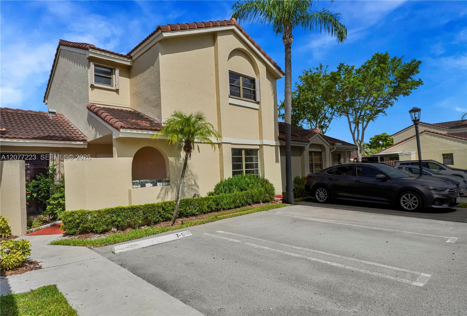 6538 NW 170th Ter photo 1