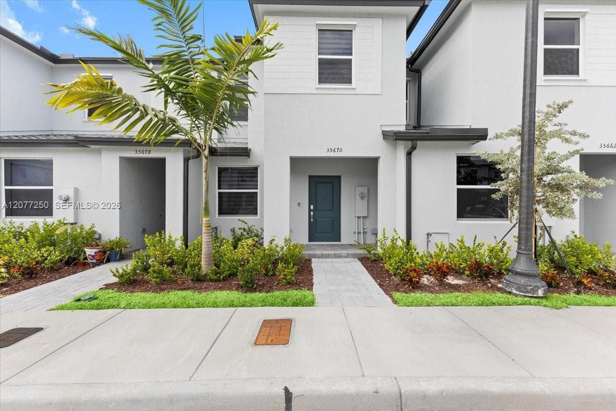 35670 SW 178 Ct photo 1