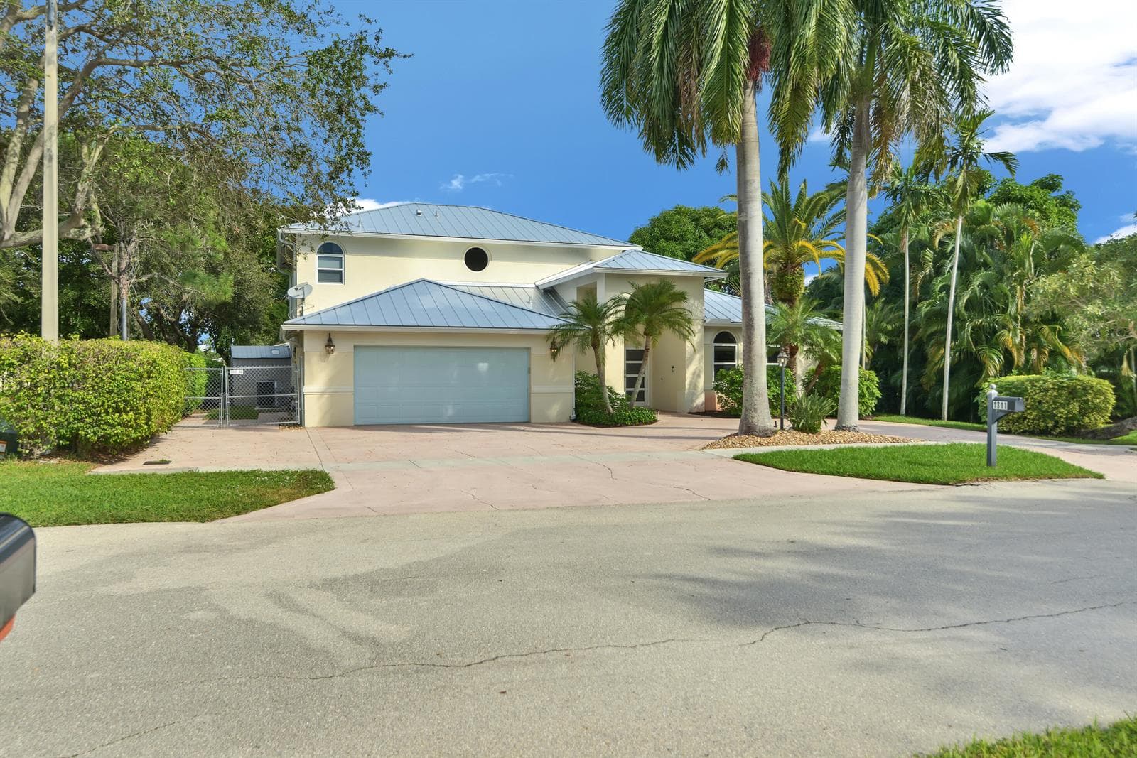 1311 Nw 2ND Circle