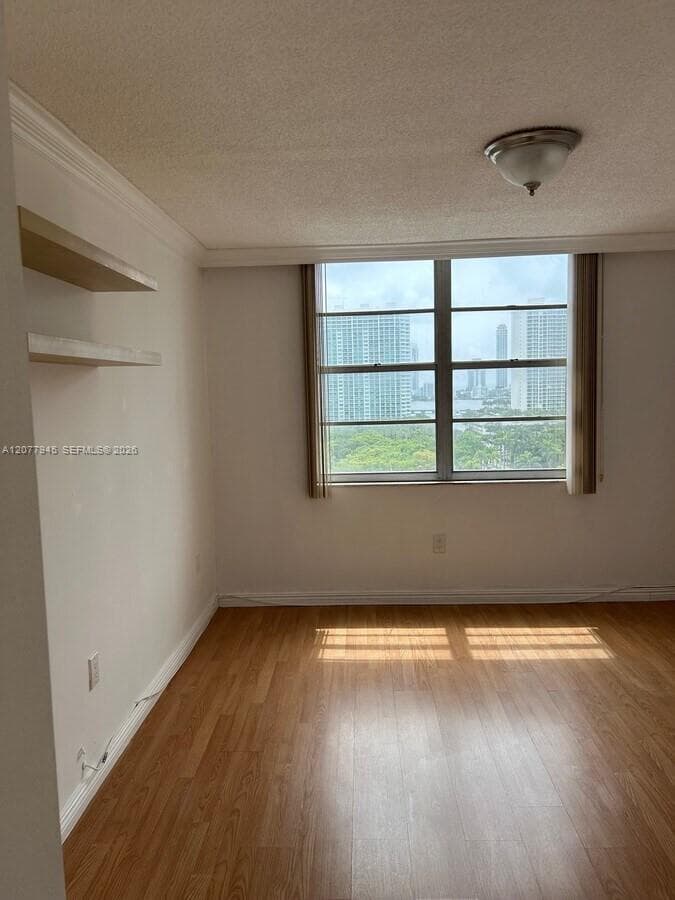 ADMIRALS PORT CONDO WEST · #1507E in Aventura - Photo 1
