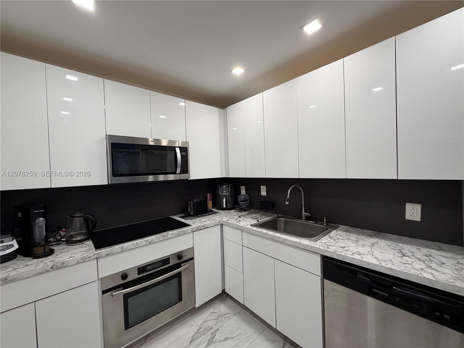 COASTAL TOWERS CONDO · #218 in Sunny Isles Beach - Photo 1
