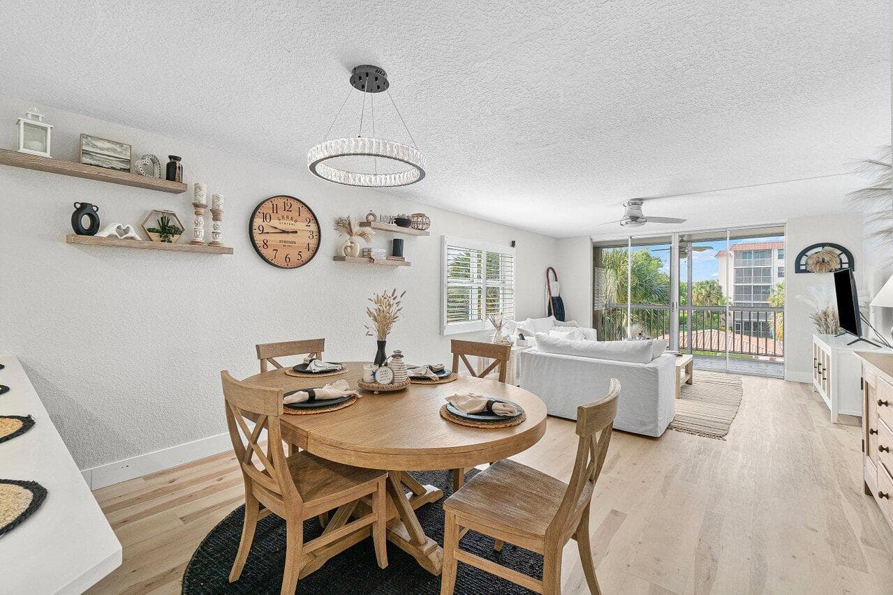 2809 Florida Boulevard #310