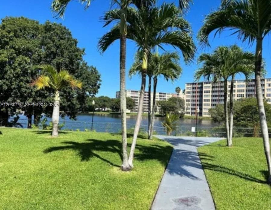 SKY LAKE GARDENS NO 2 CON · #144 in Miami - Photo 1