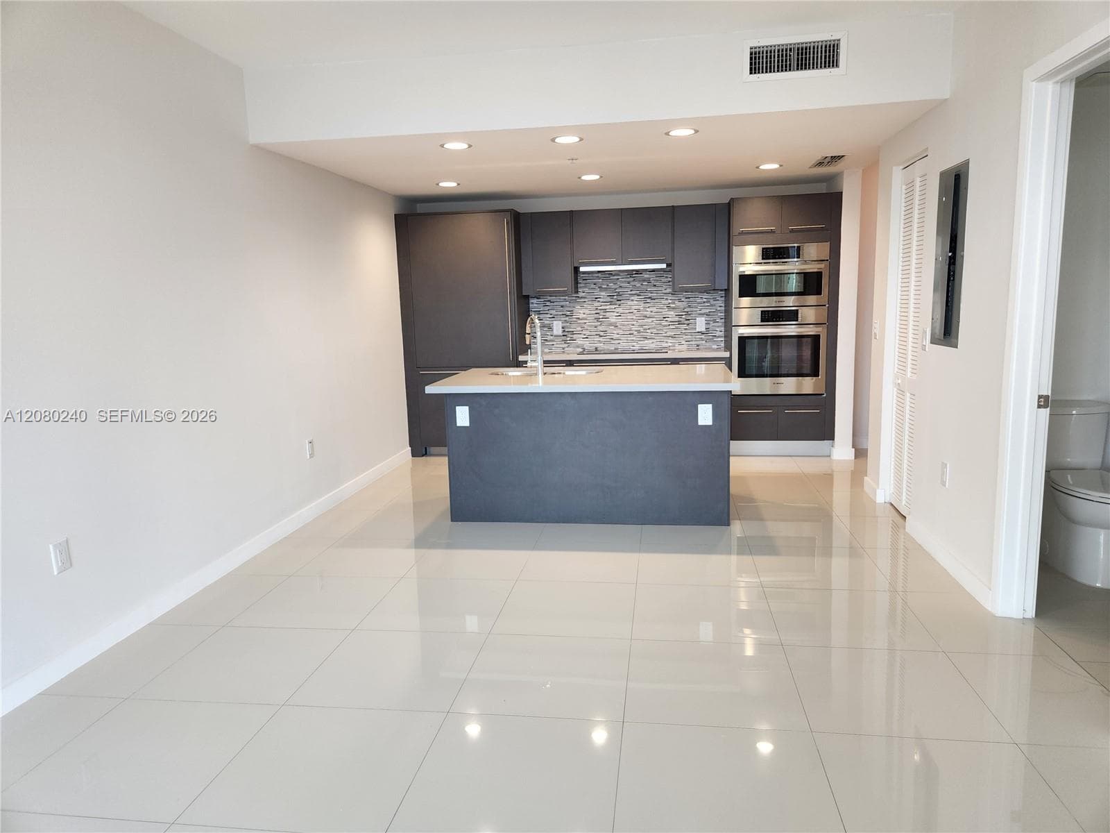 MIDTOWN DORAL CONDO 4 · #711 in Doral - Photo 1