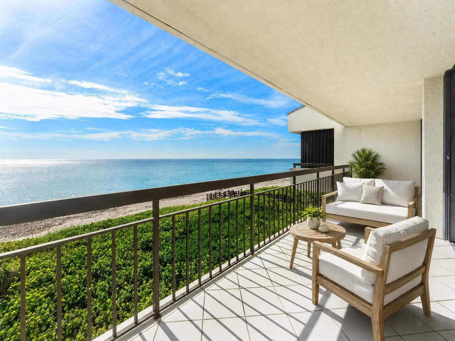 4050 N Ocean Avenue #401