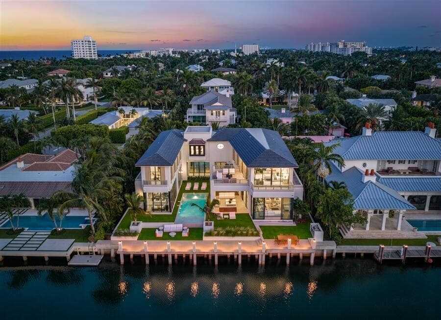 1117 Beach Drive