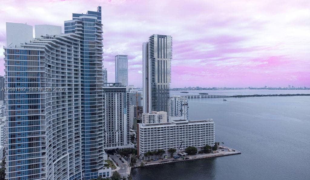 Quantum on the Bay · #2018 in Miami - Photo 1