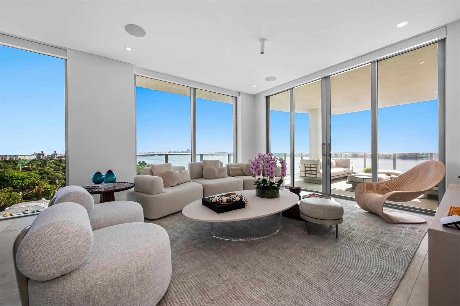 Alba Palm Beach - Unit 801
