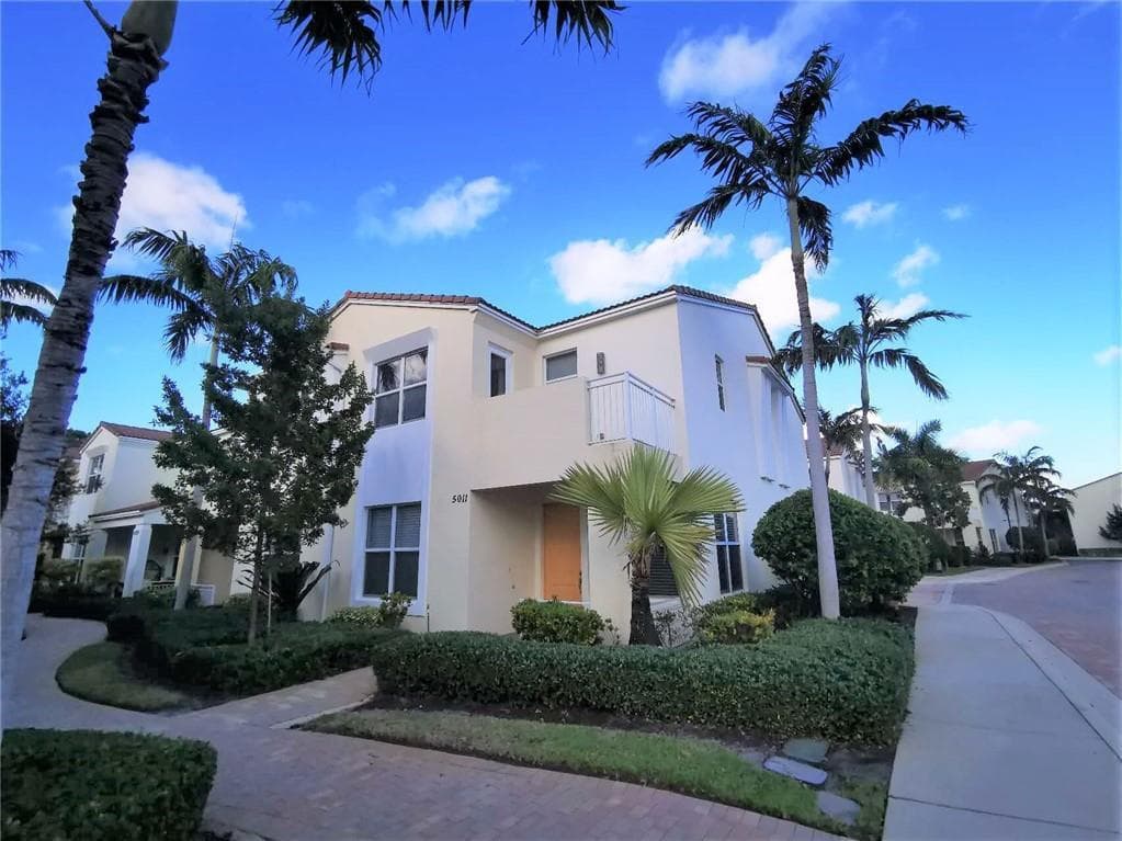5011 Nw 15TH Terrace