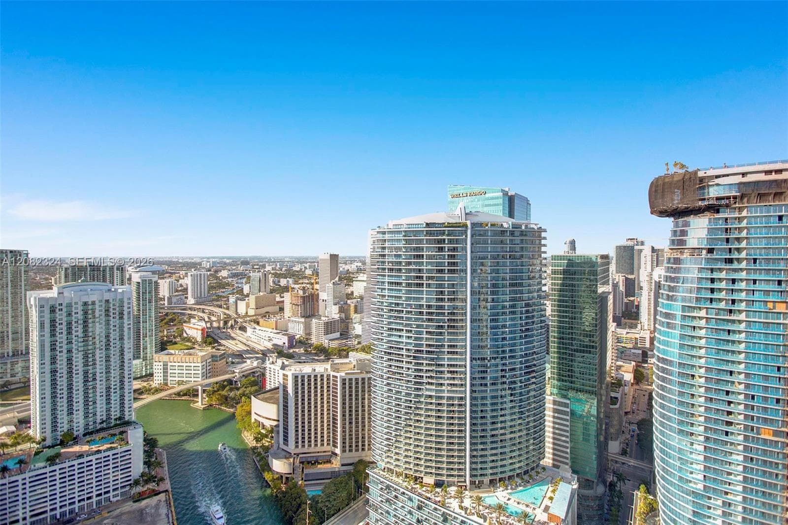 Icon Brickell I · #5010 in Miami - Photo 1