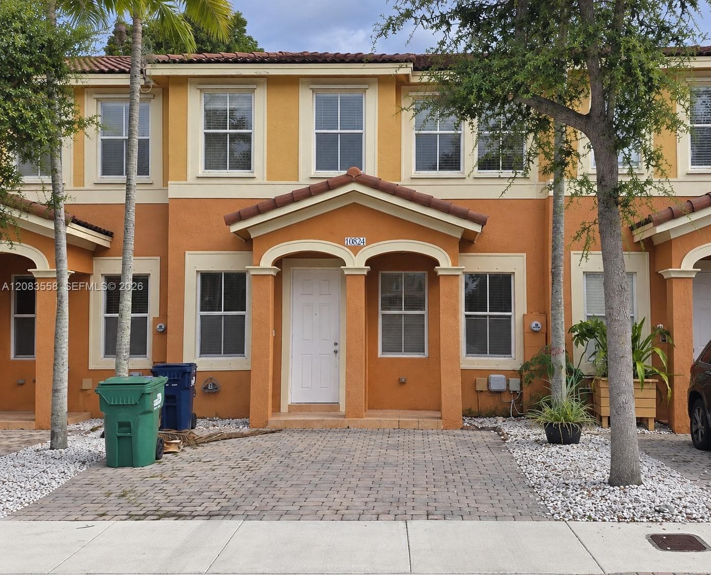 10824 SW 240th Ln photo 1