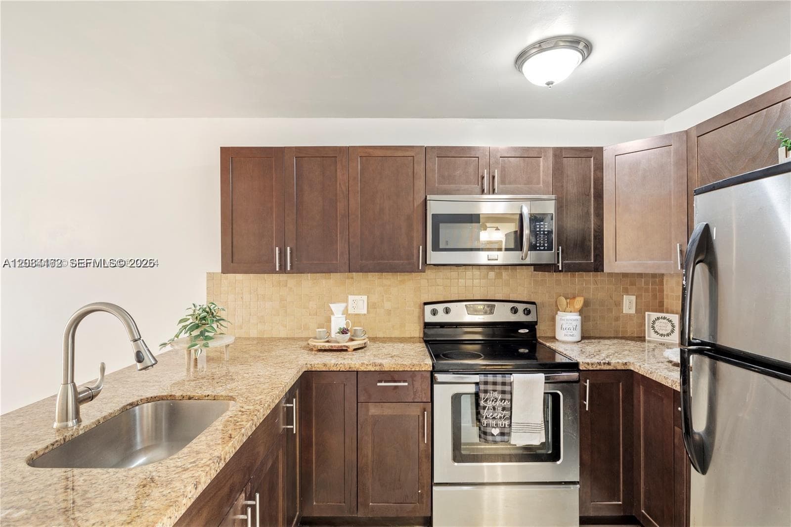 CYPRESS VILLAGE CONDO · #D19 in Miami Lakes - Photo 1