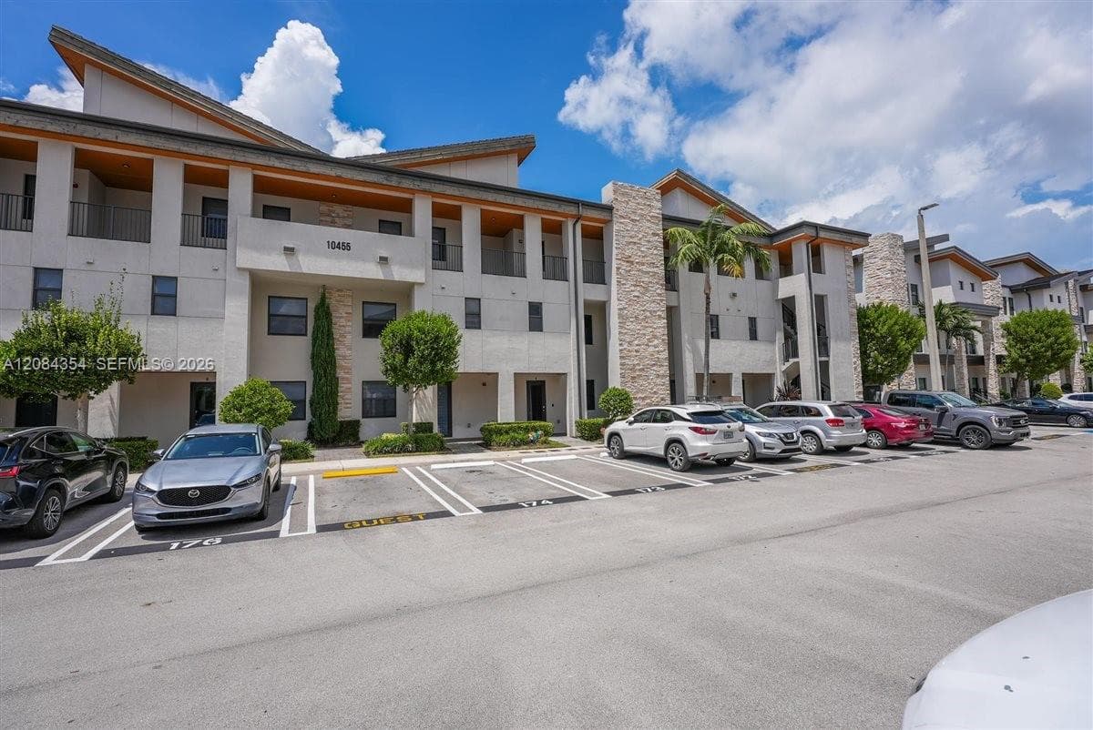 Highland at Park Central · #10 in Doral - Photo 1