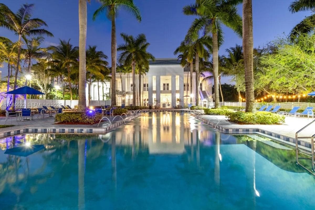 THE BLUE A RESORT HOTEL C · #1512 in Doral - Photo 1