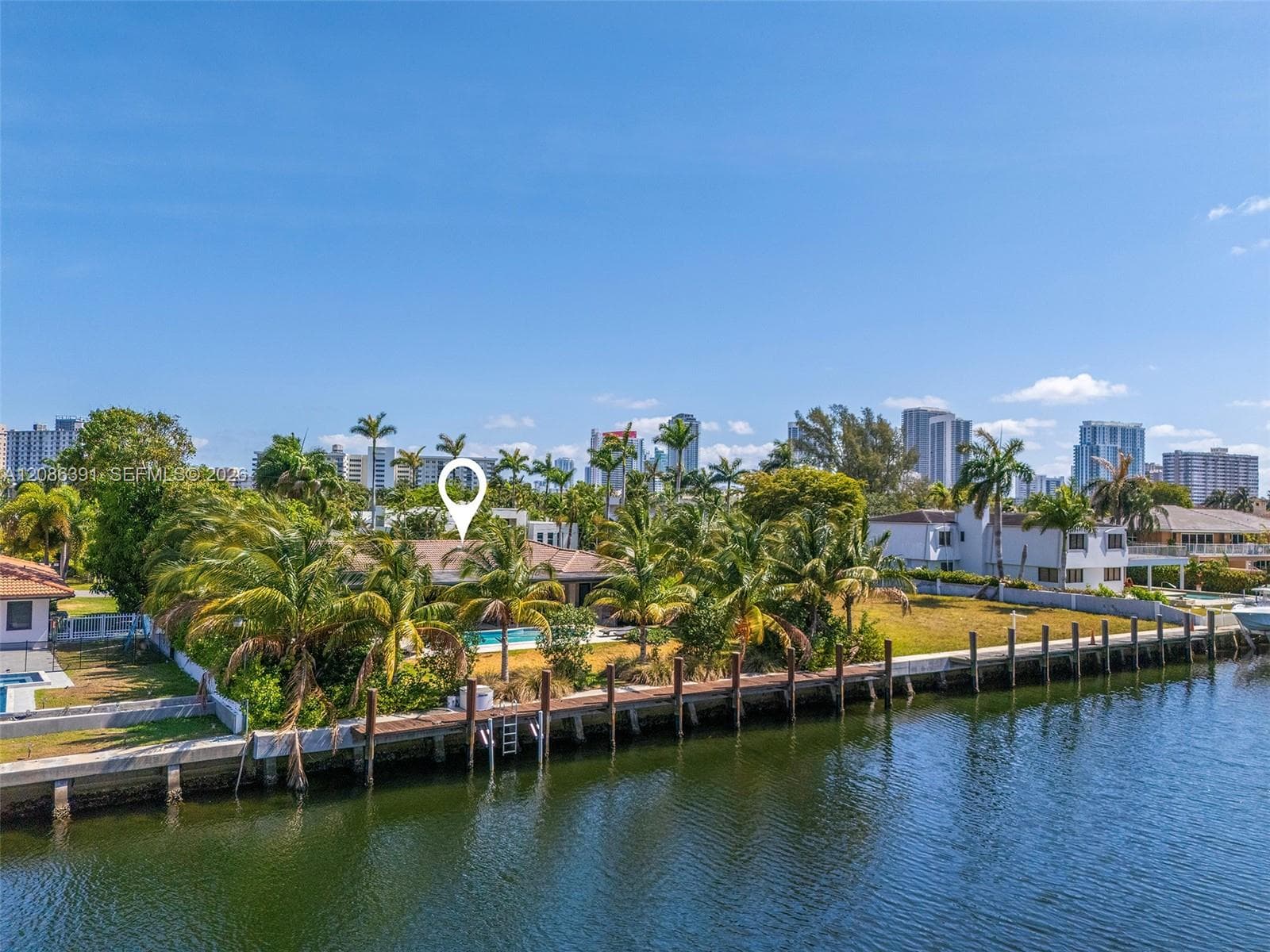 419 Alamanda Dr photo 1