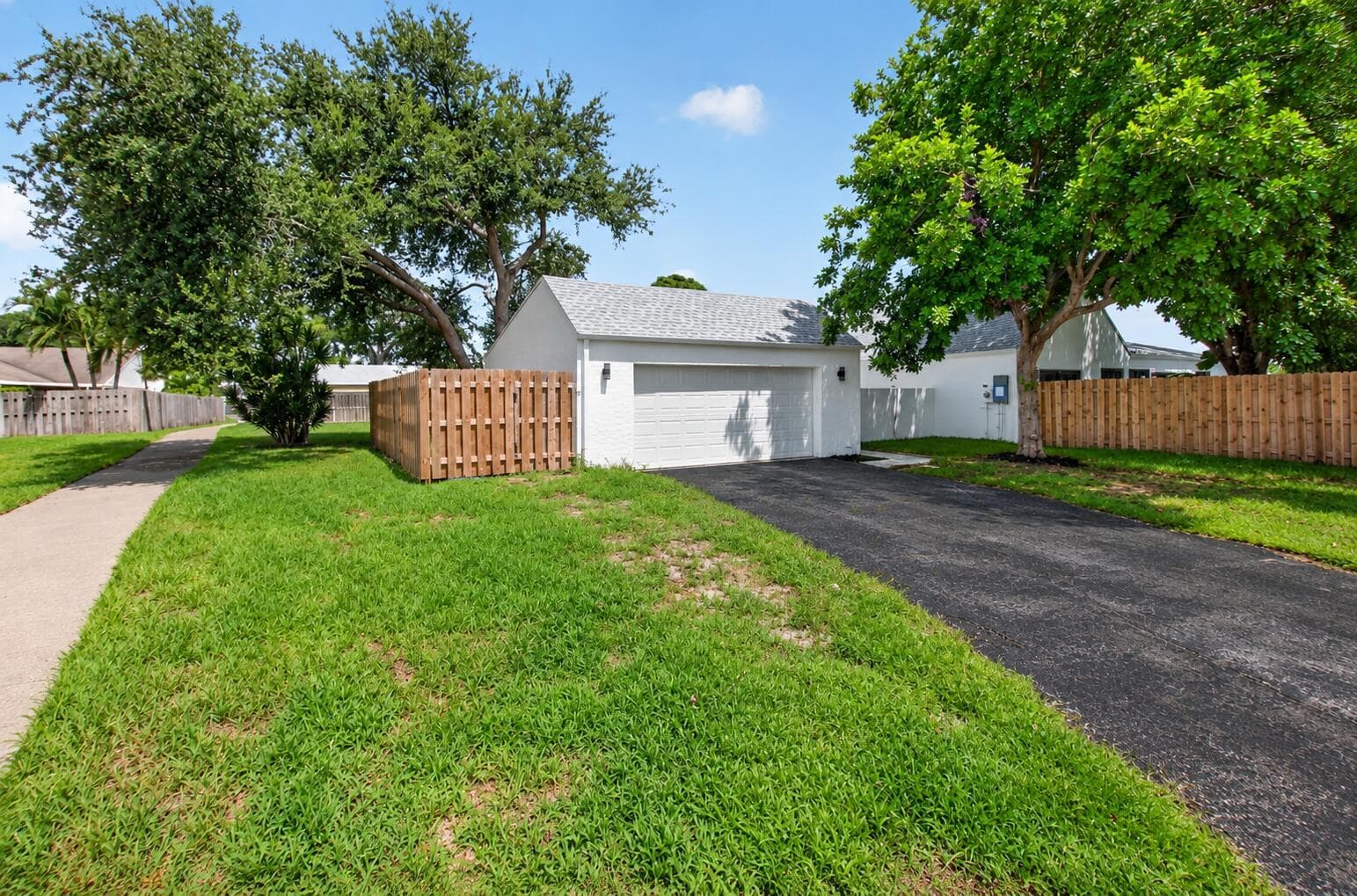 905 Nw 21ST Way