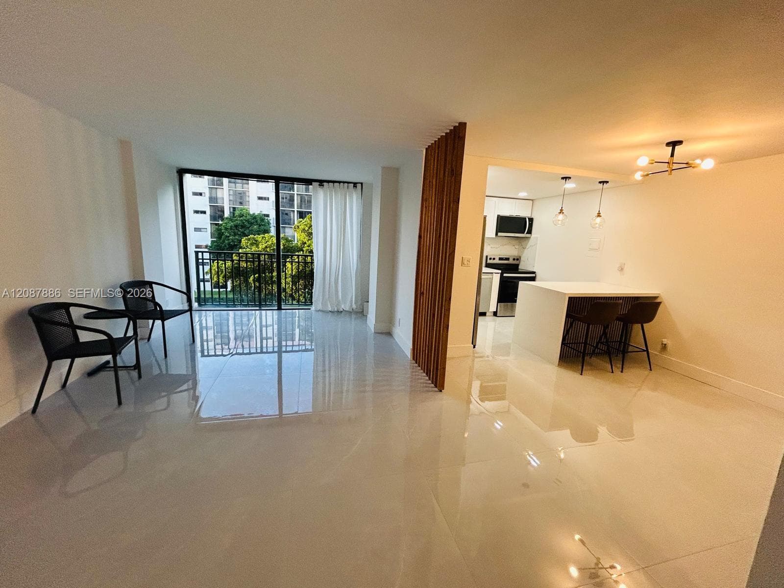PLAZA OF AMERICAS CONDO P · #427-4 in Sunny Isles Beach - Photo 1
