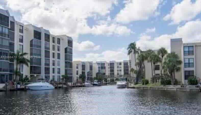 BOCA BAYOU CONDO #308