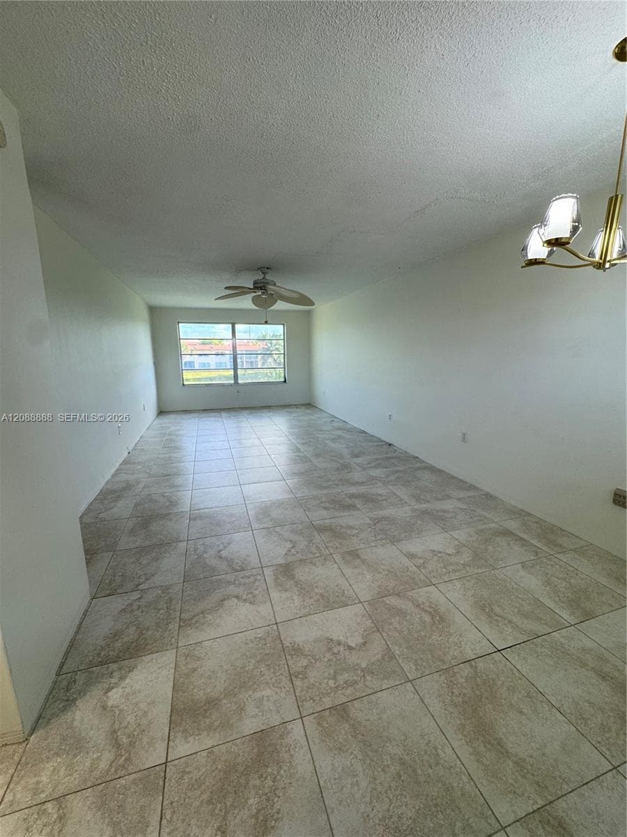 Biscayne Lake Gardens · #213 C in Aventura - Photo 1
