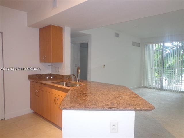 RADIUS CONDO · #319 in Hollywood - Photo 1