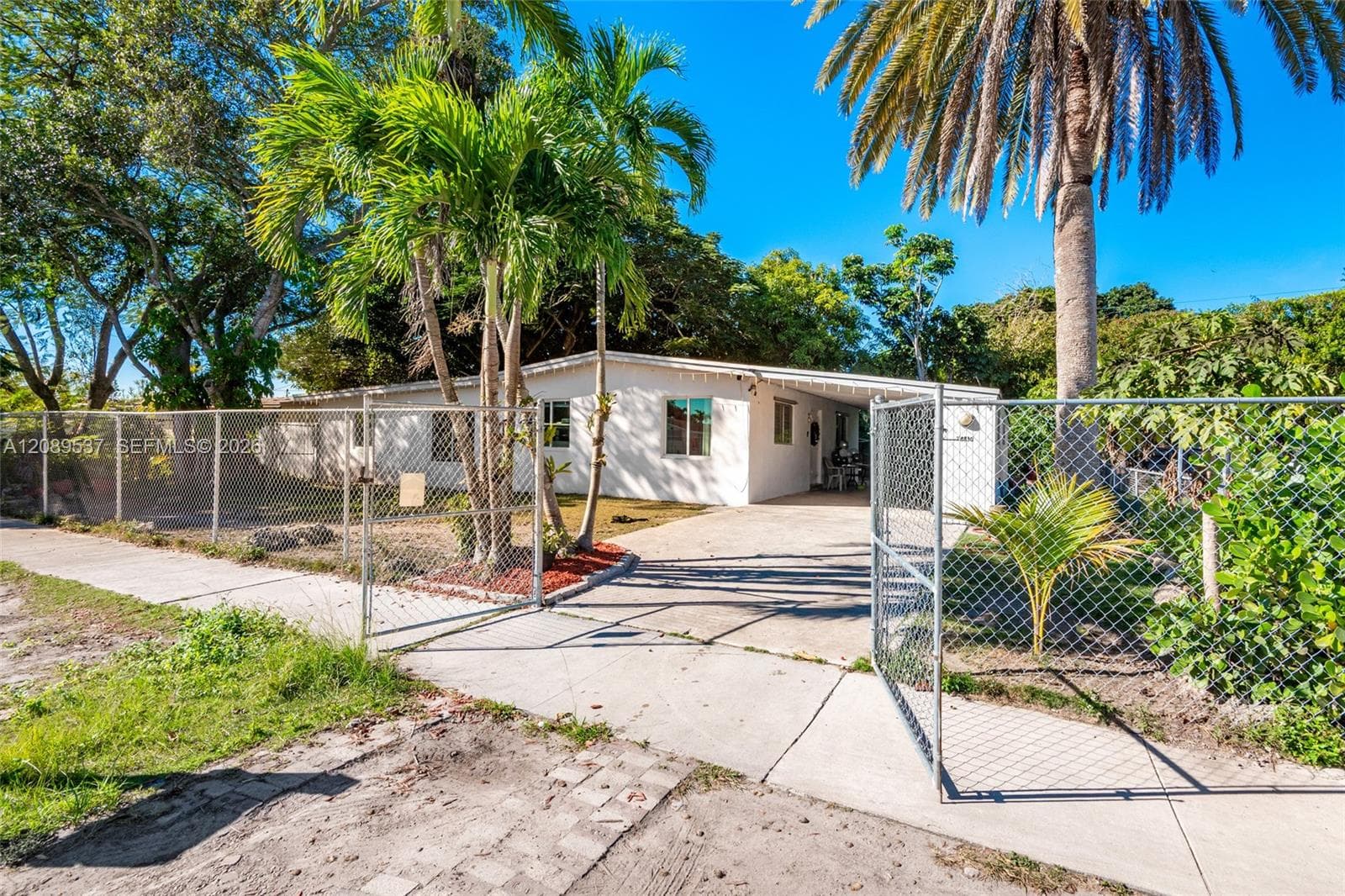 28830 SW 144th Ave photo 1