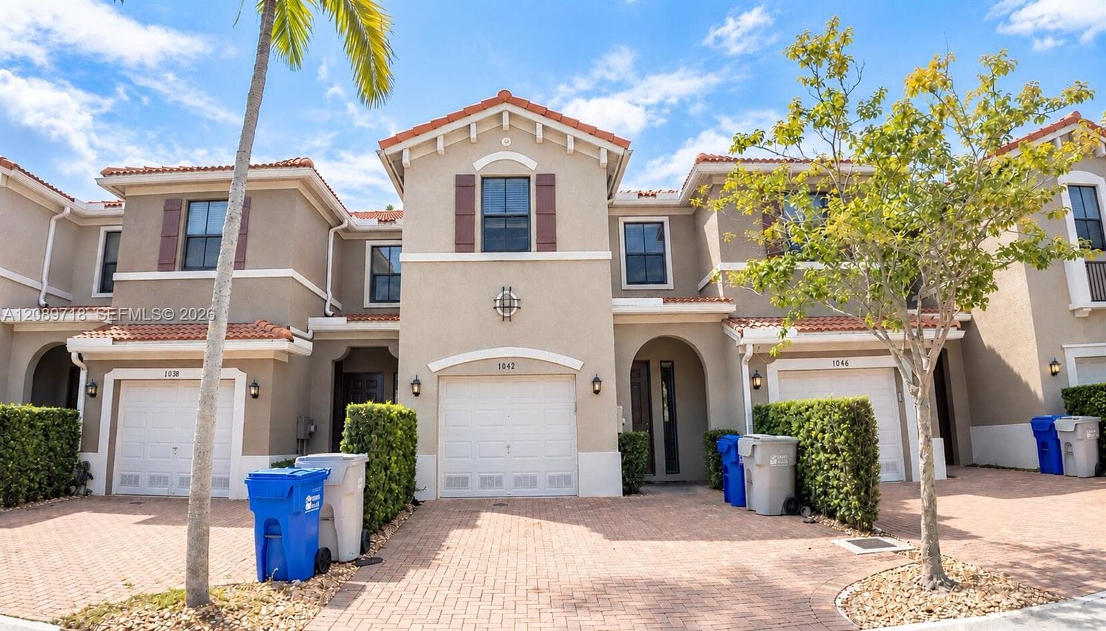 1042 NW 33rd Mnr #1042 photo 1