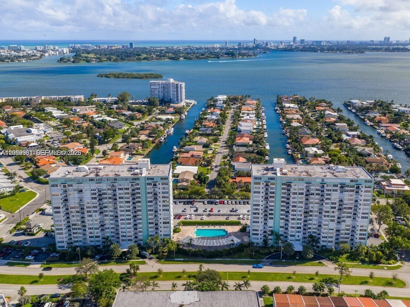 BAYVIEW TOWERS · #C402 in North Miami - Photo 1