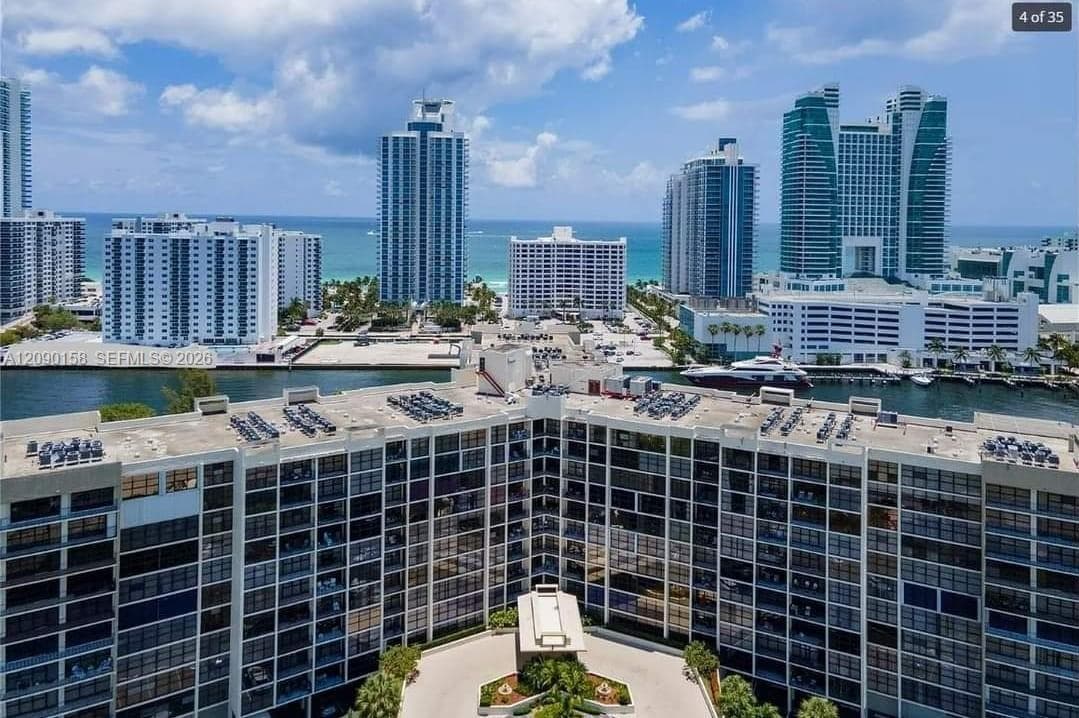 OCEANVIEW PARK CONDO · #311 in Hallandale Beach - Photo 1