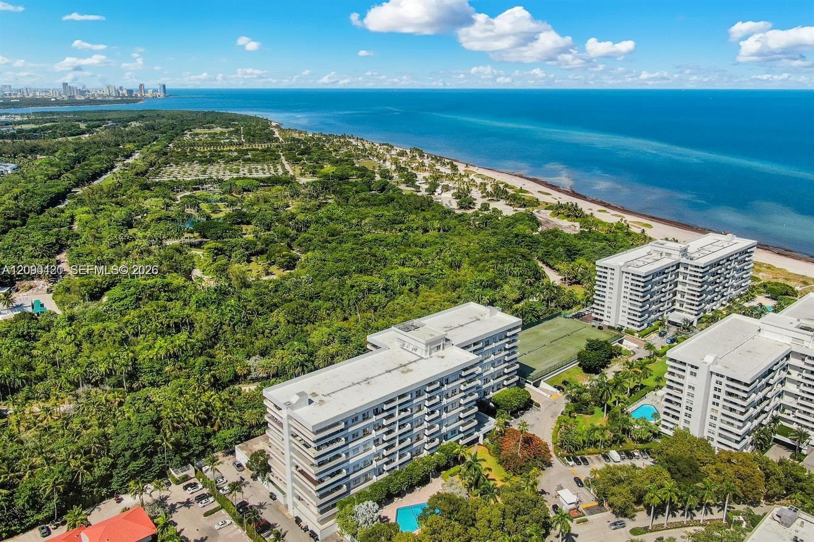 Commodore Club West · #413 in Key Biscayne - Photo 1
