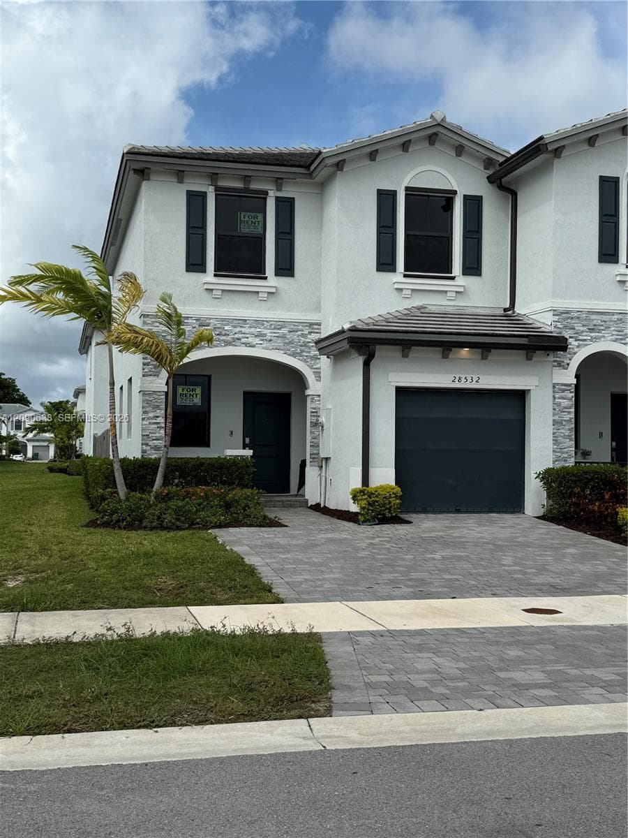 28532 SW 133rd Path photo 1