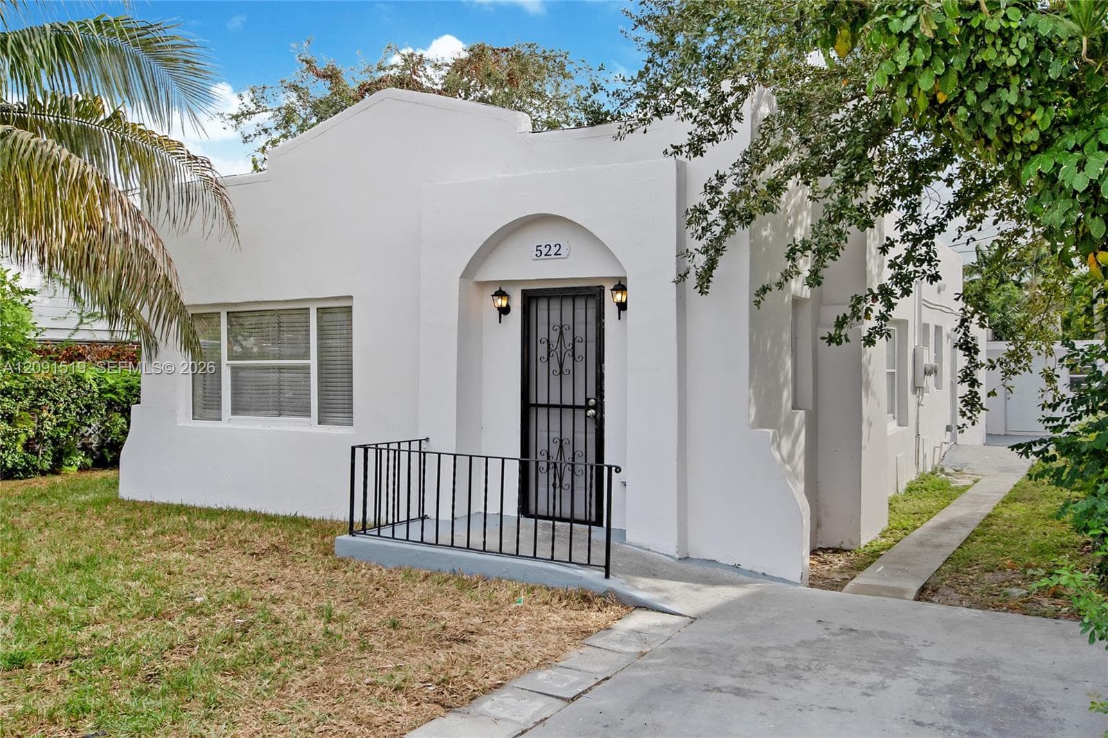 522 NW 47th Ter photo 1