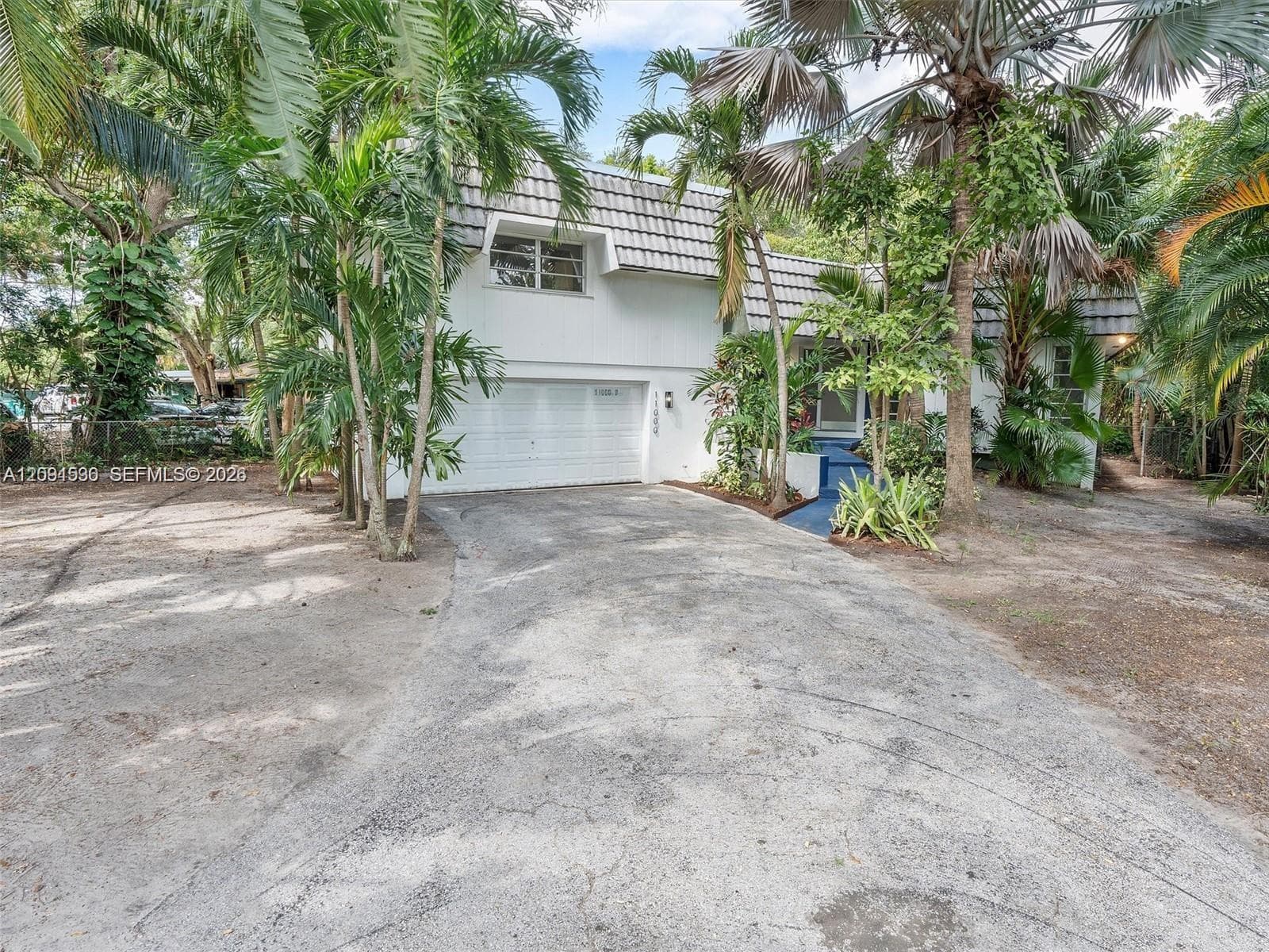 11000 NE 9th Ave photo 1