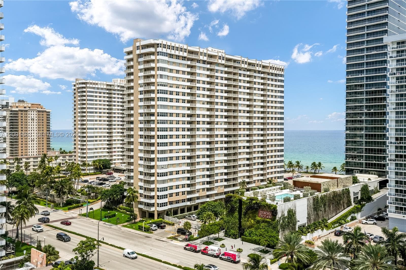 AVANT GARDE CONDO · #1406 in Hallandale Beach - Photo 1