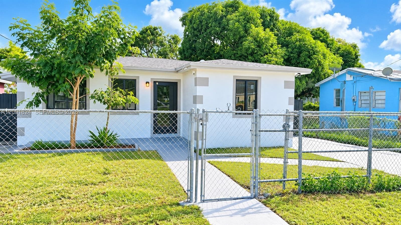 10260 SW 173rd St photo 1