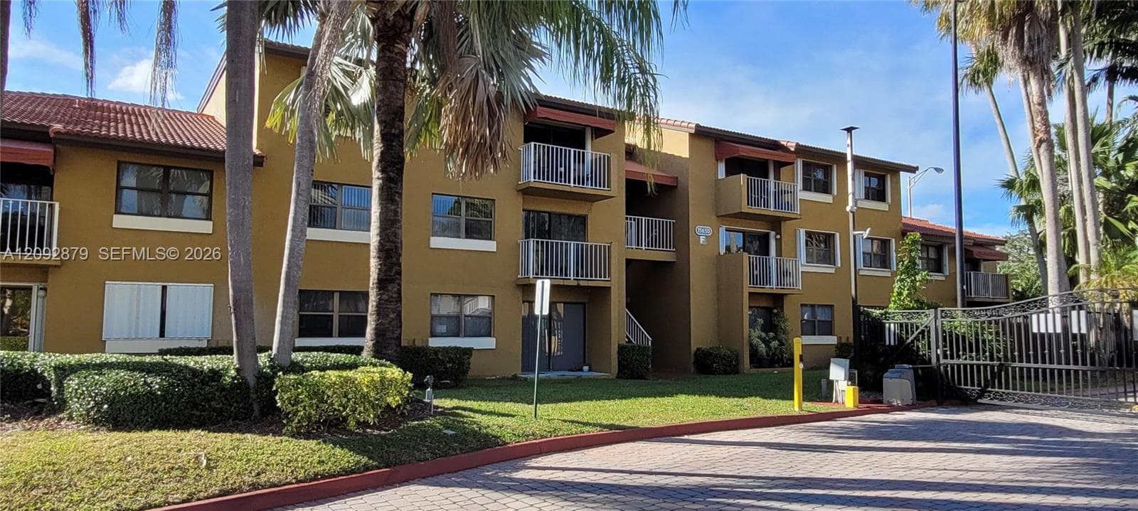 THE COURTS AT KENDALL CON · #F-208 in Miami - Photo 1