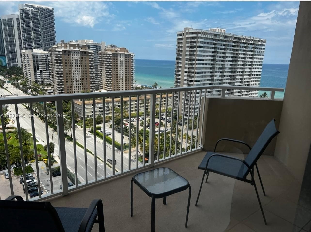 HEMISPHERES CONDO · #17M in Hallandale Beach - Photo 1