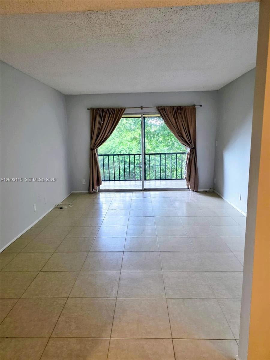 CASA DEL RIO CONDO #3140