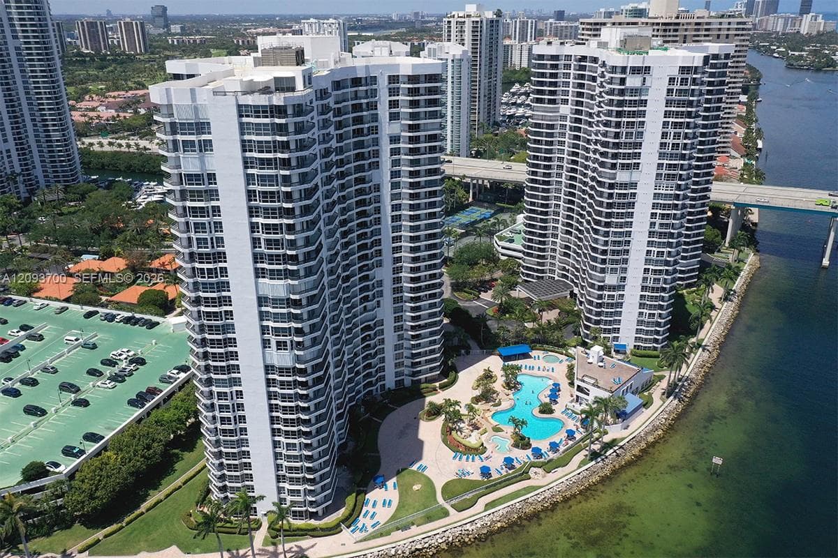 Mystic Pointe Tower 200 · #1612 in Aventura - Photo 1