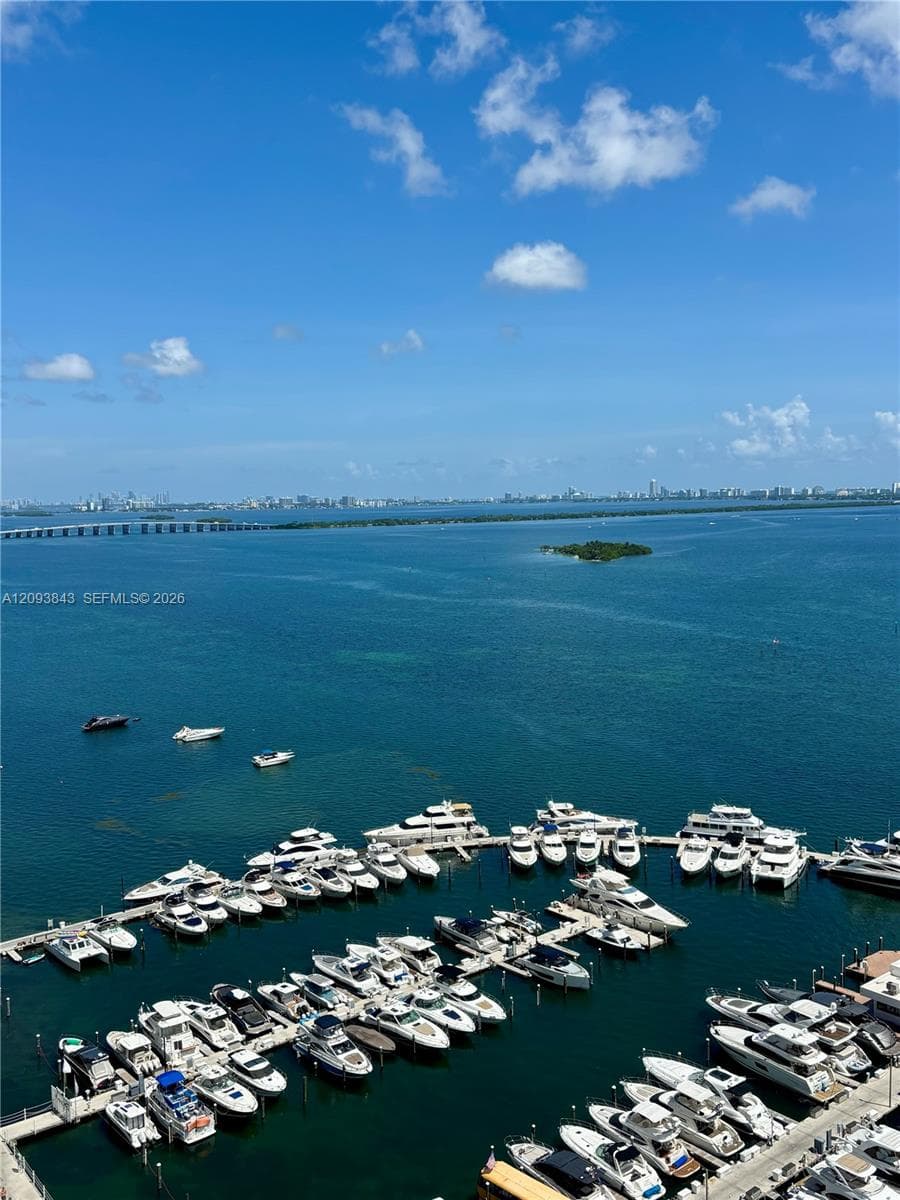 Venetia · #26E in Miami - Photo 1