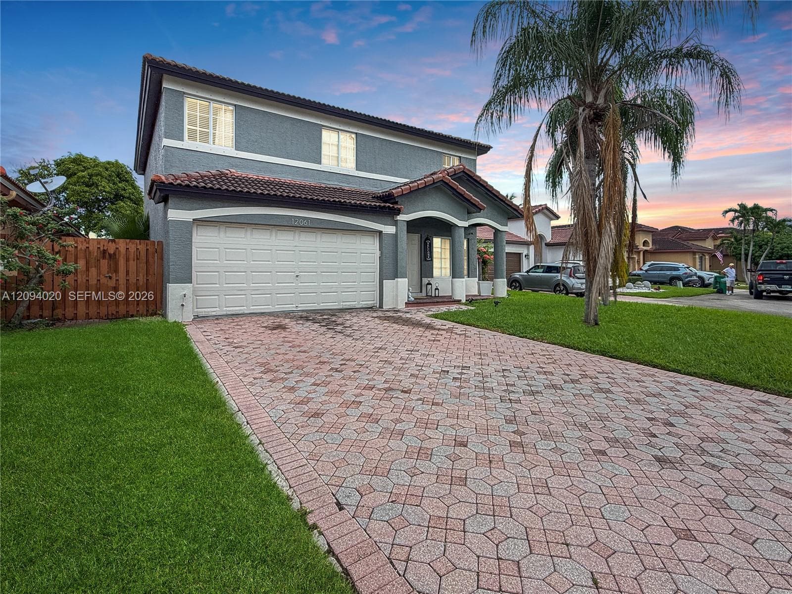 12061 SW 135th Ter photo 1