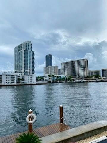 Golden Sails Condo · #E4 in Hallandale Beach - Photo 1