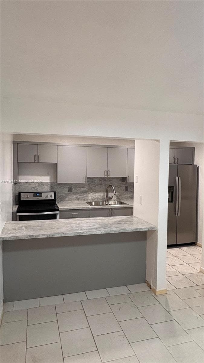 2770 NW 193rd Ter photo 1