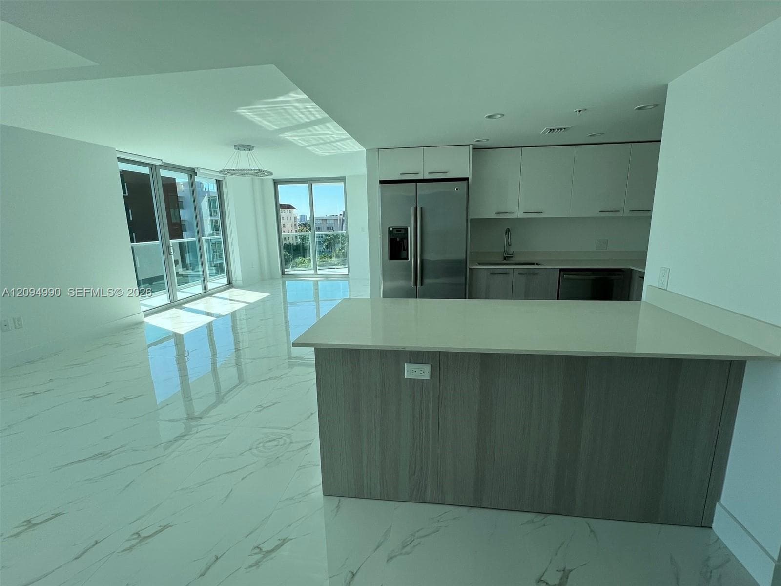 THE PALMS CONDO · #704 in Bay Harbor Islands - Photo 1