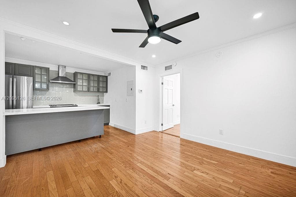 EVERGLADES SOUTH CONDO · #106 in Miami Beach - Photo 1