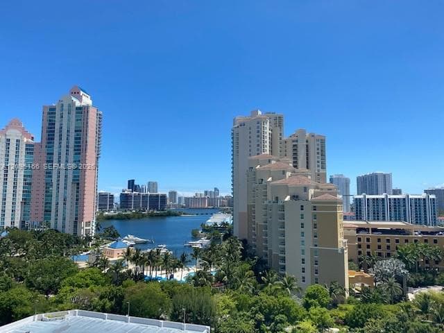 PARC CENTRAL AVENTURA SOU · #1415 in Aventura - Photo 1
